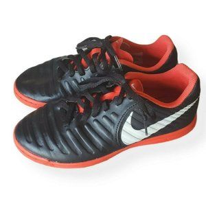 Nike Tiempo Sneakers Youth Boys 3.5 Black Red Casual Shoes